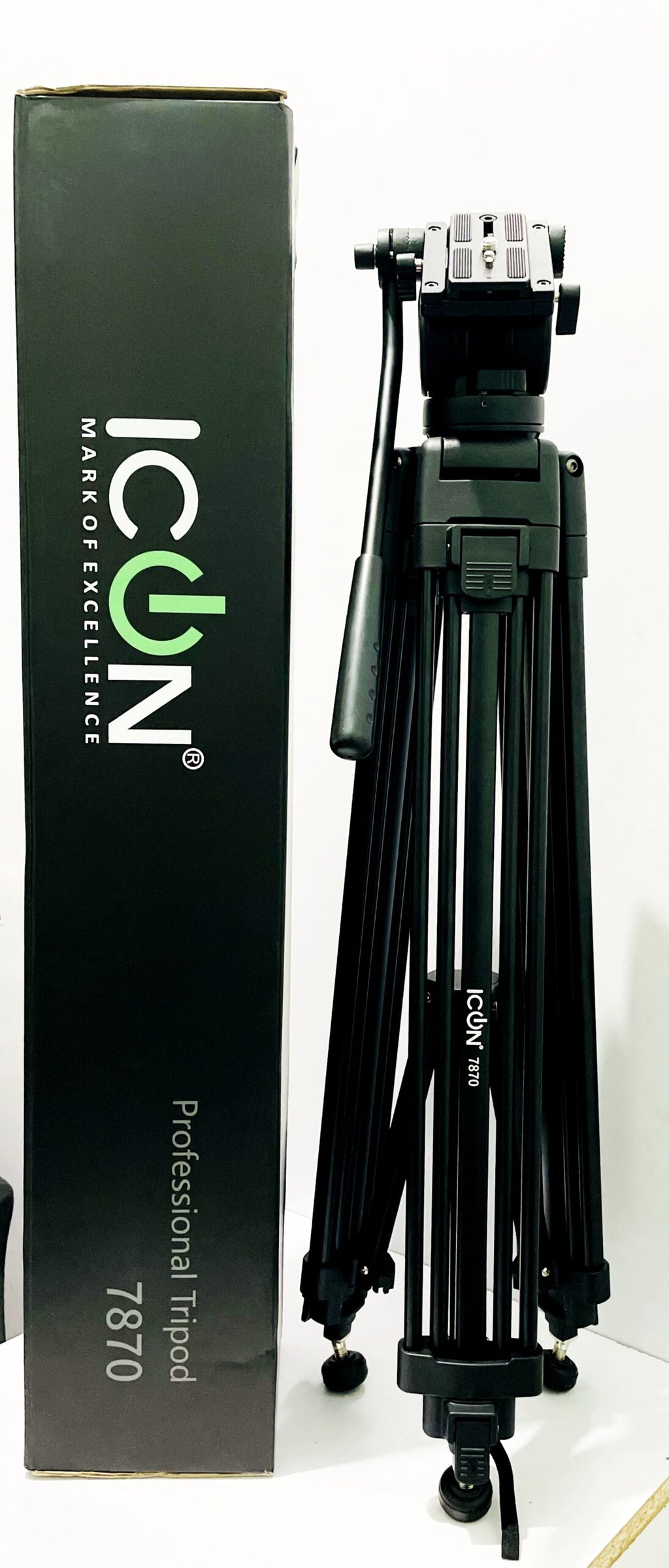 ICON i7870 Professional Video Tripod with Fluid Head