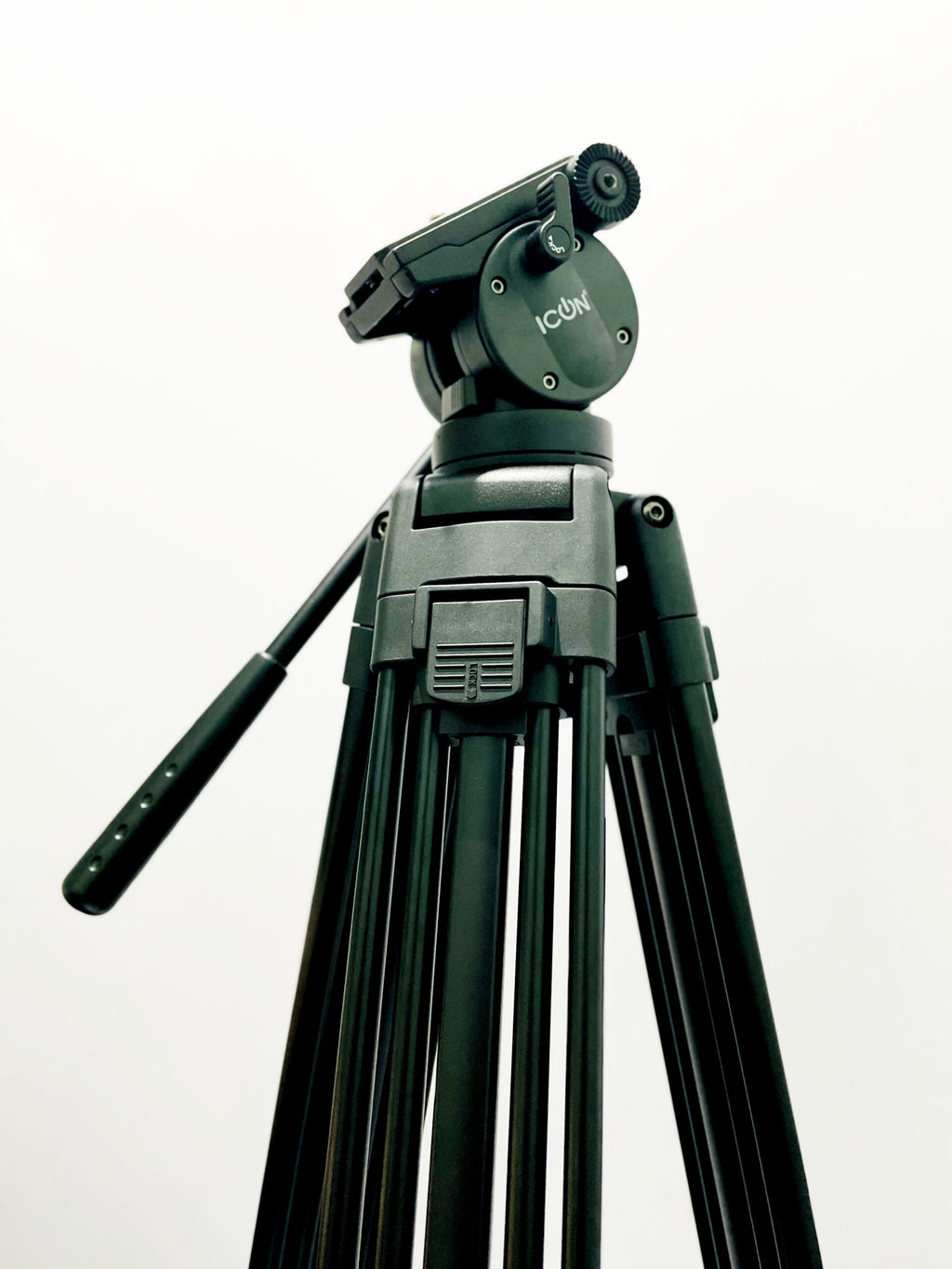 ICON i7870 Professional Video Tripod with Fluid Head