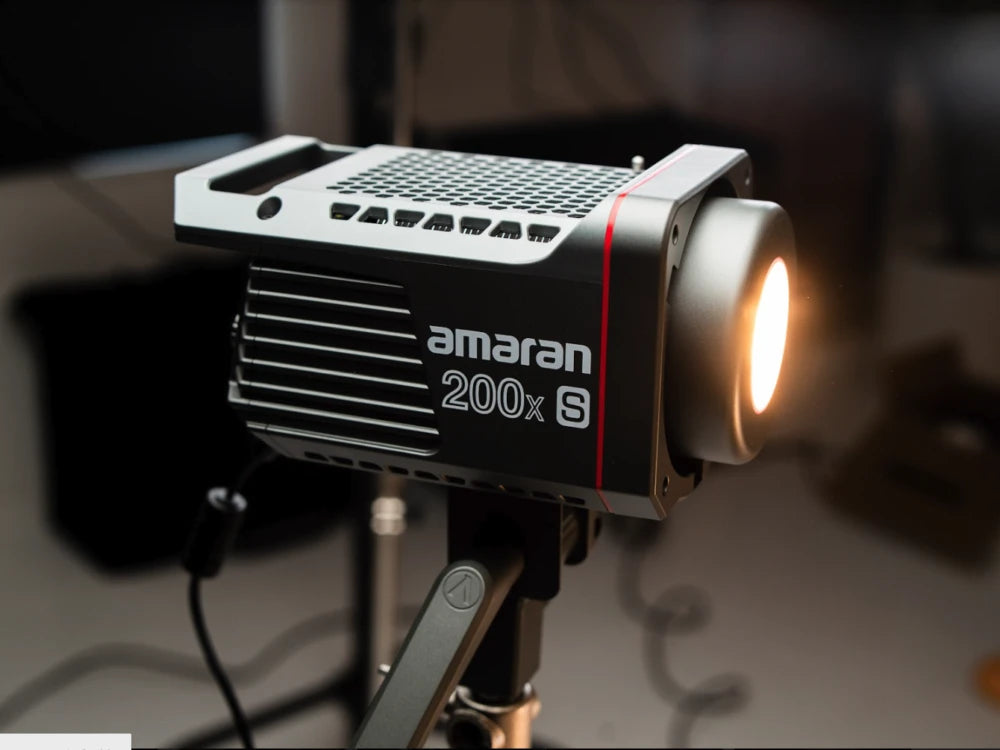 Amaran 200x S Bi-Color LED Video Light – 200W Professional Continuous Studio Light