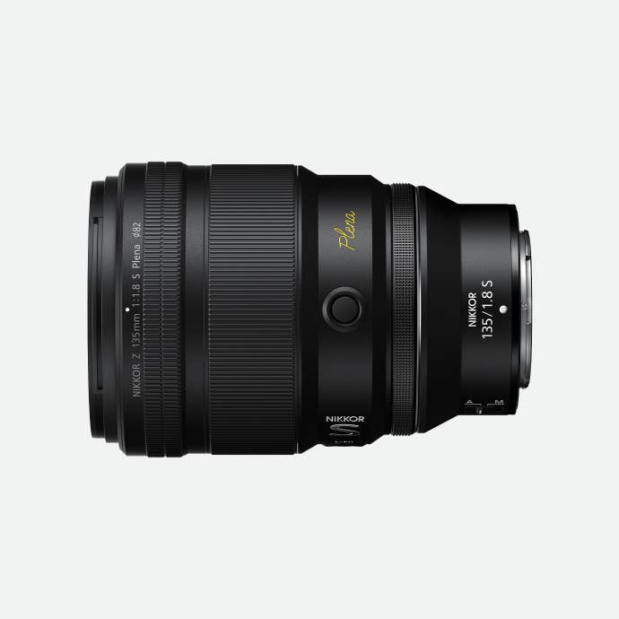 Nikon NIKKOR Z 135mm f/1.8 S Plena Lens